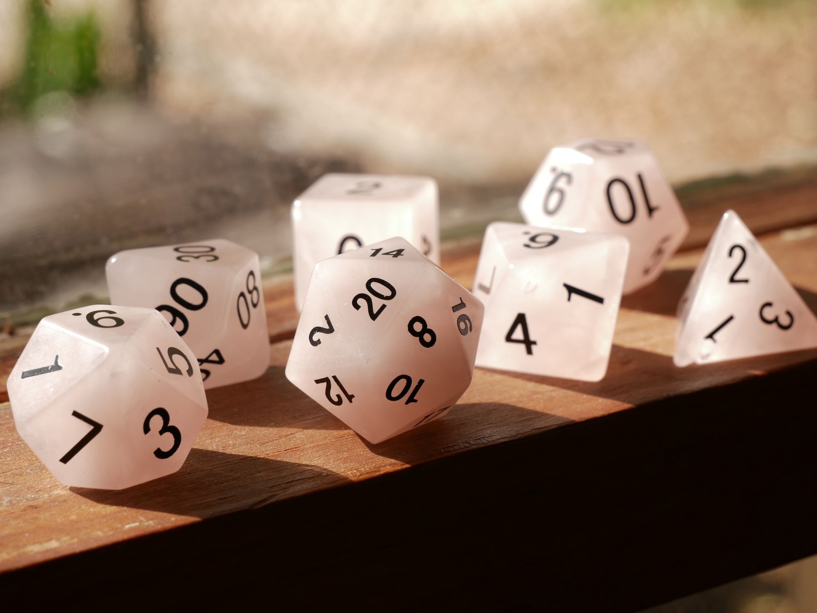 Forge resin dice on the workbench